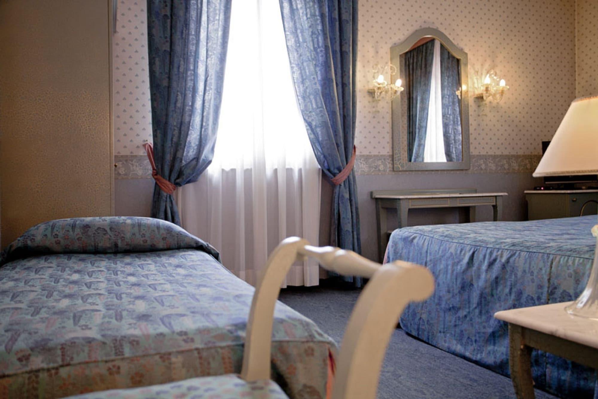 Hotel Bentivoglio Residenza D'Epoca Exteriör bild