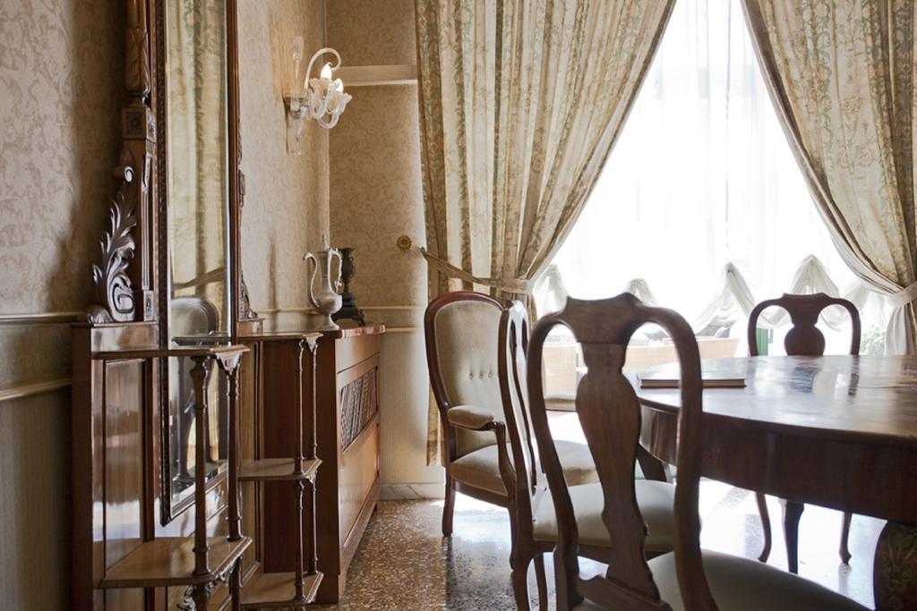 Hotel Bentivoglio Residenza D'Epoca Exteriör bild